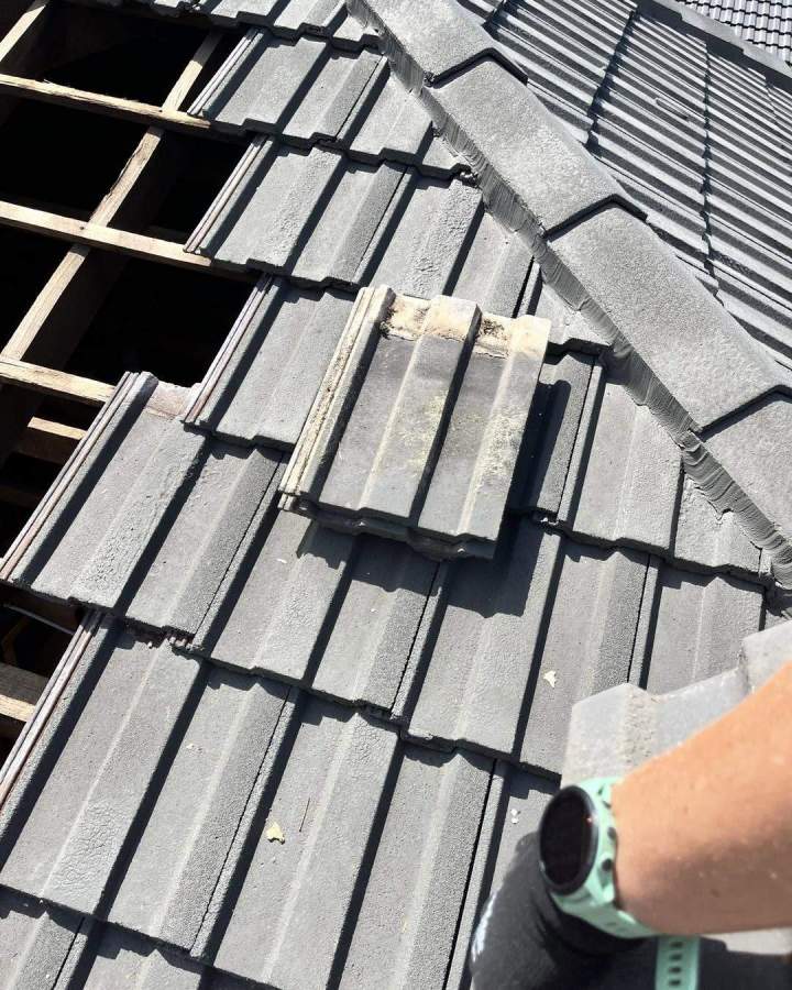 Roof Repairs Victoria